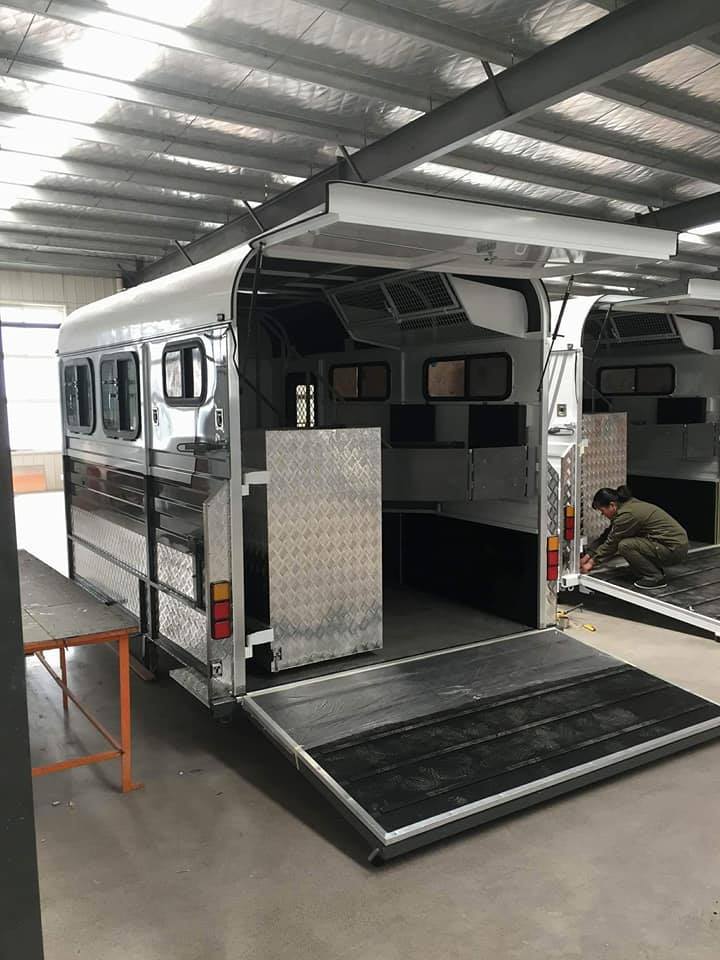 Flotteur à charge angulaire allongée pour 2 chevaux