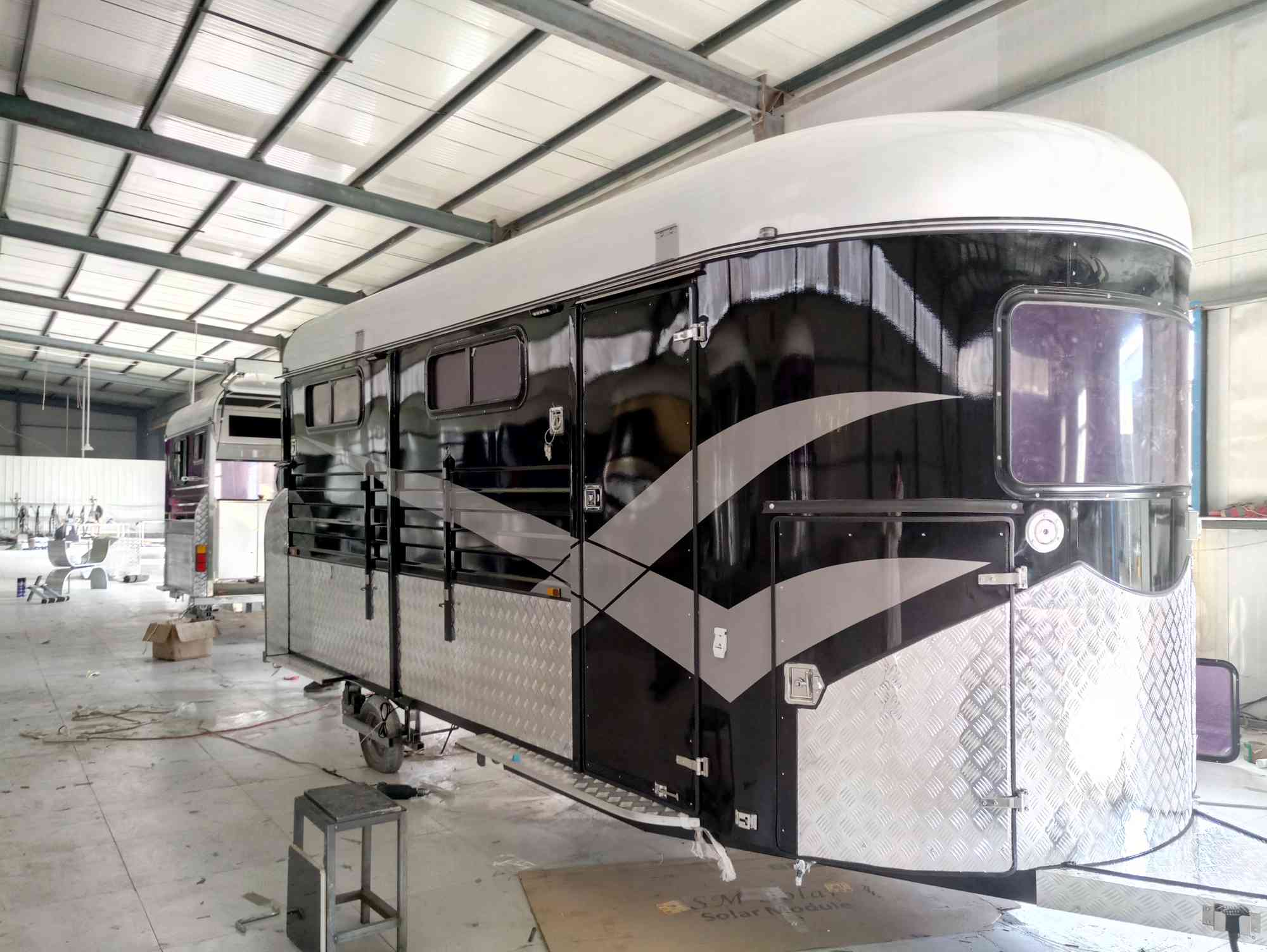 Flotteur de luxe pour 3 chevaux