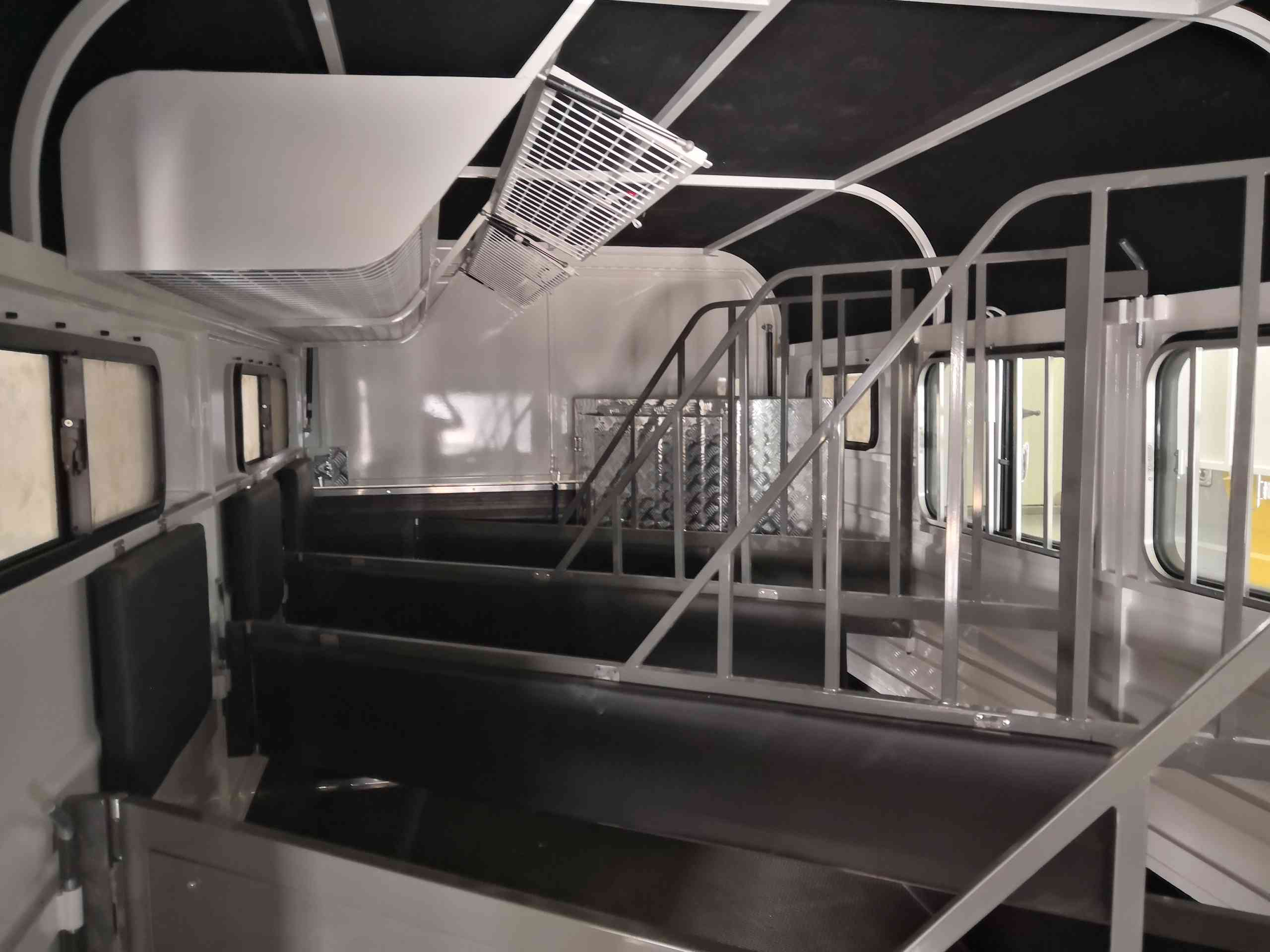 Flotteur de luxe pour 3 chevaux