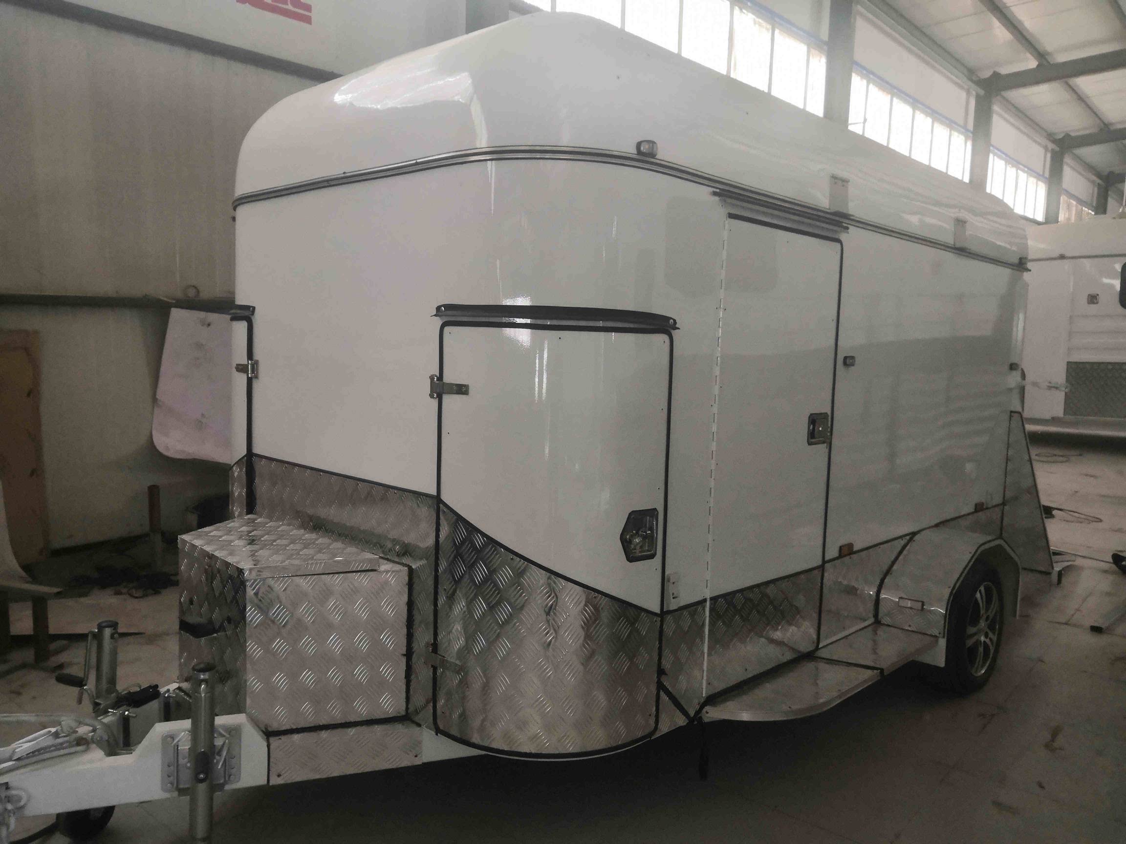 Flotteur de cheval personnalisé