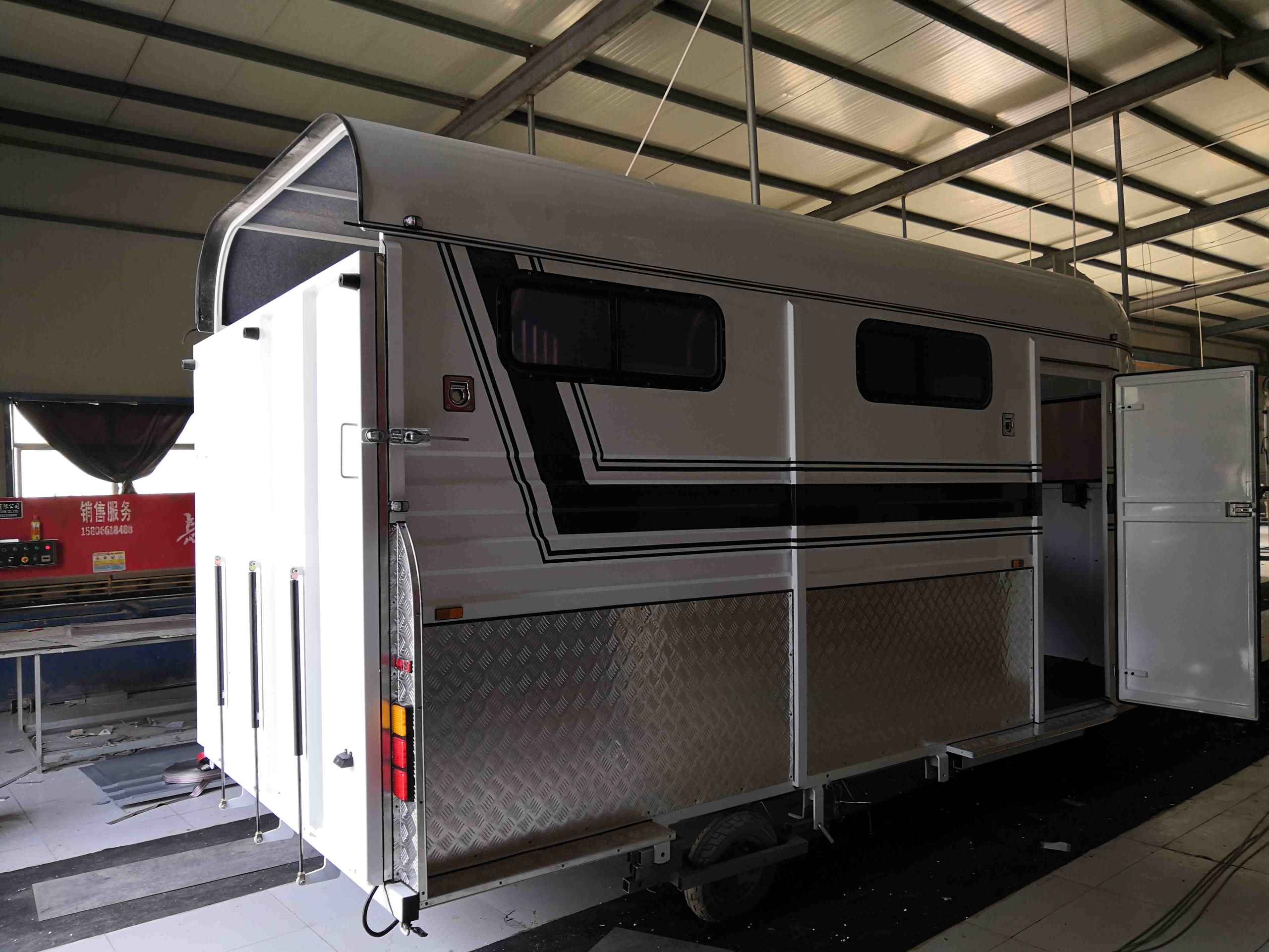 Flotteur de cheval personnalisé