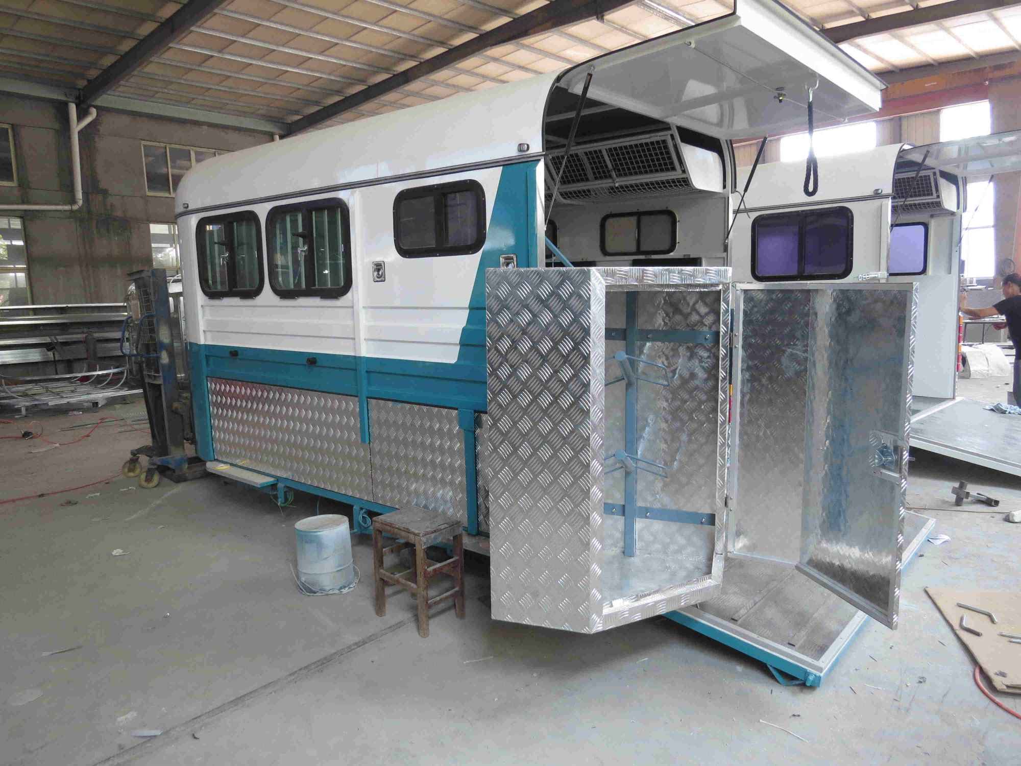 Flotteur à charge angulaire allongée pour 2 chevaux