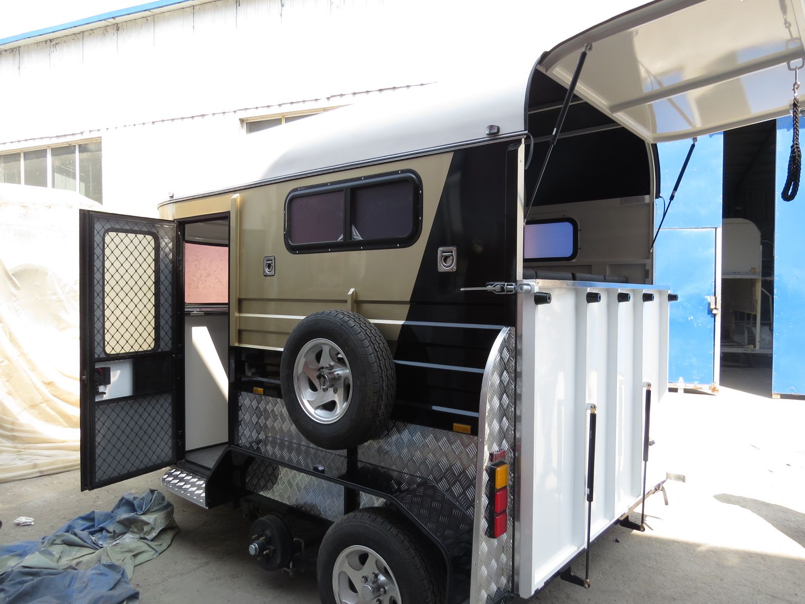 Flotteur de luxe pour 2 chevaux