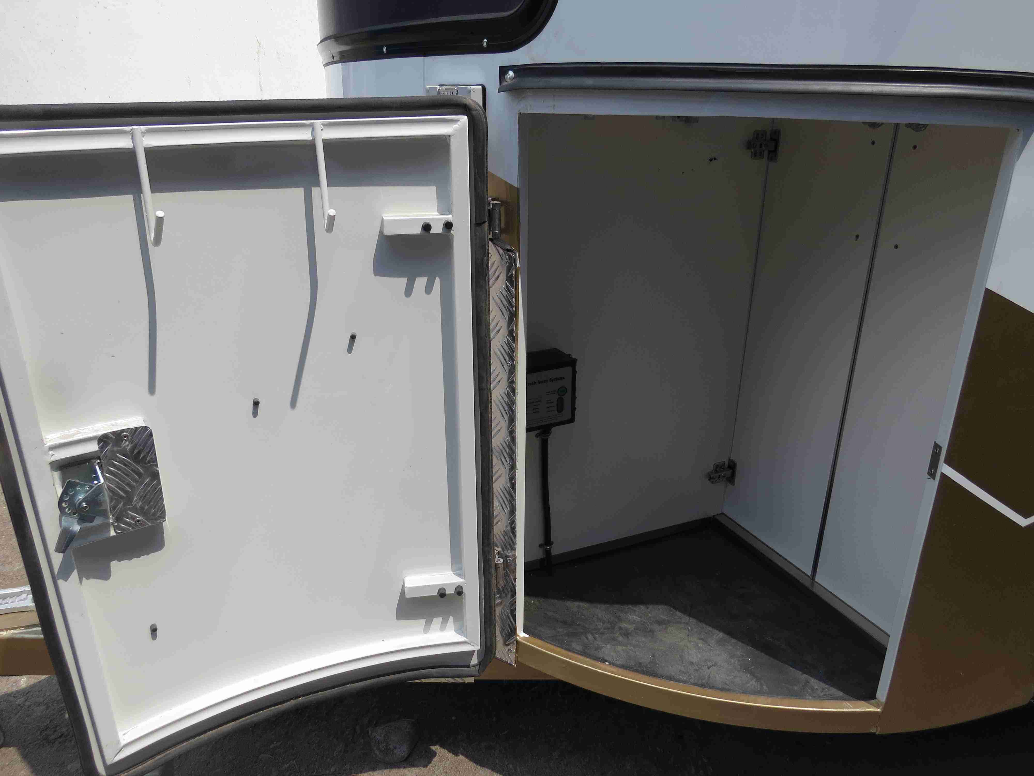 Flotteur de luxe pour 2 chevaux