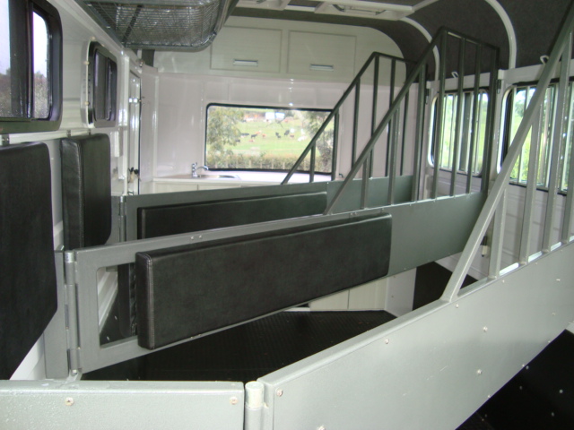 Trial pour chevaux à charge angulaire de type 2 de luxe