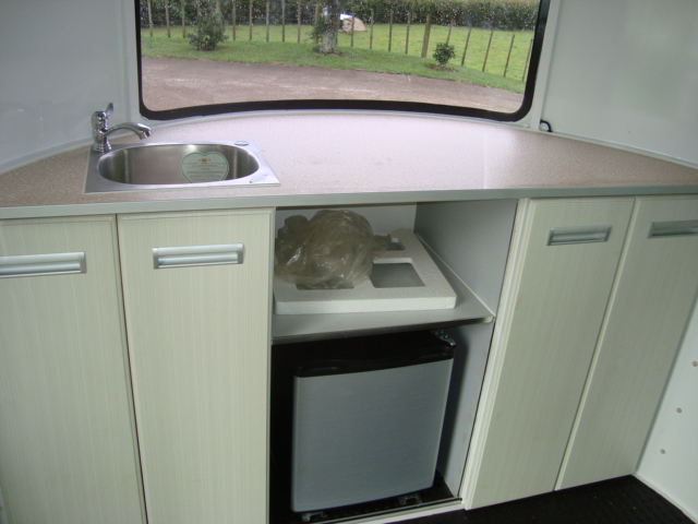 Trial pour chevaux à charge angulaire de type 2 de luxe