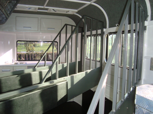 Flotteur de cheval à charge d'angle allongé pour 2 chevaux