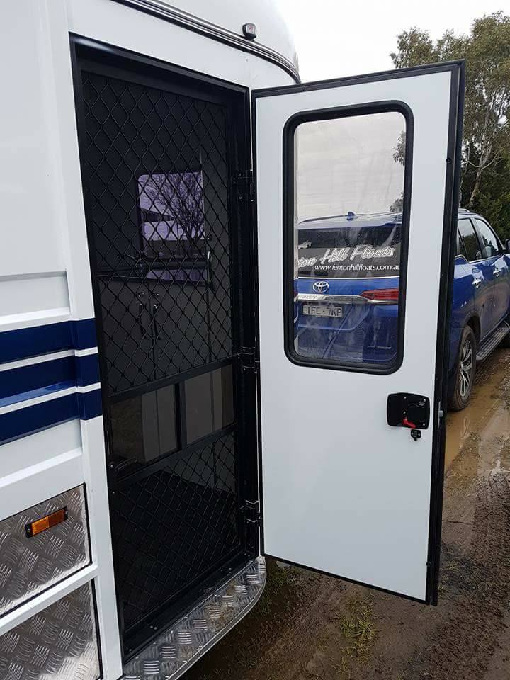 Remorque à chevaux à charge angulaire standard de type 2 chevaux