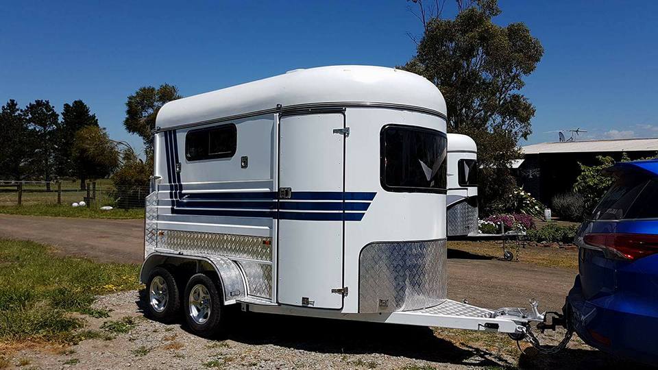 Remorque à chevaux à charge angulaire standard de type 2 chevaux