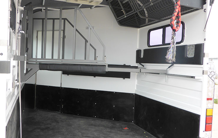 Flotteur de cheval à charge d'angle allongé pour 2 chevaux