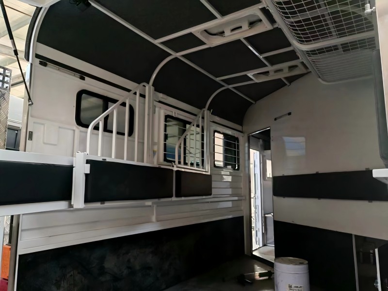 Flotteur de cheval avant carré personnalisé