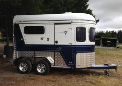 Remorque à chevaux à charge droite de type 2 chevaux de luxe